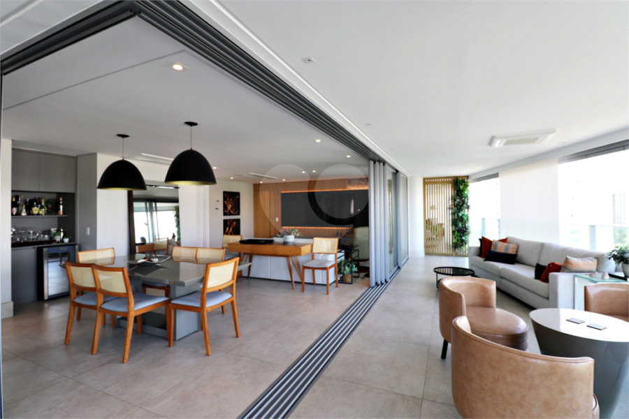 Apartamento à venda com 4 suítes em Santana, São Paulo, SP