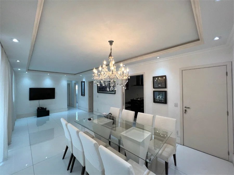 Apartamento à venda com 3 suítes em Vila Andrade, São Paulo, SP
