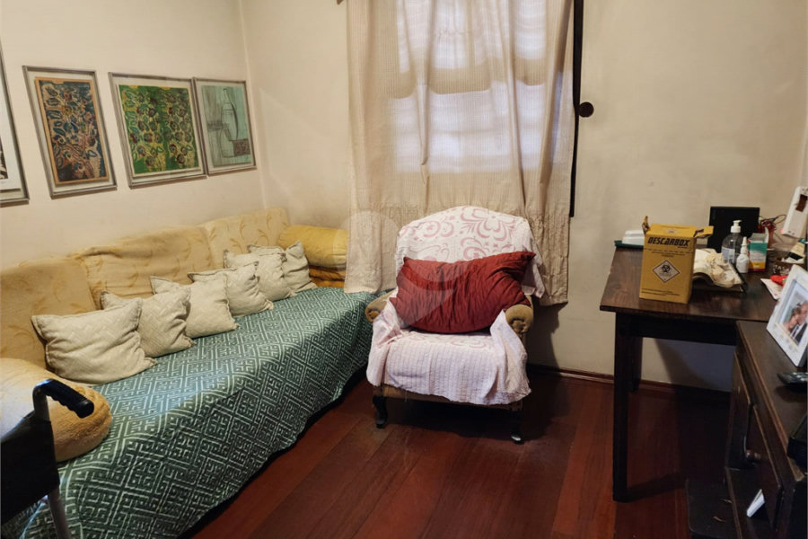 Sobrado à venda com 2 quartos, sendo 1 suíte, em Tremembé, São Paulo, SP