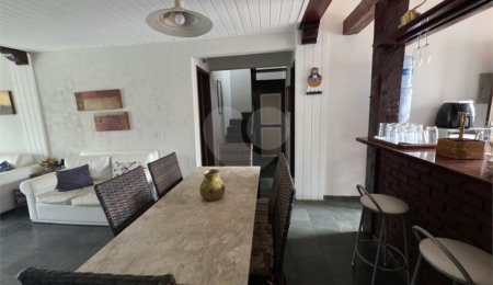 Casa em condomínio à venda com 4 suítes em Praia Rasa, Armação dos Búzios, RJ