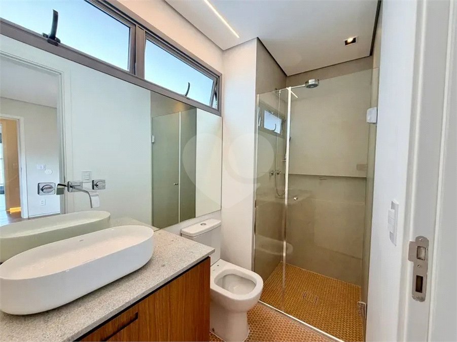 Apartamento à venda com 4 quartos, sendo 3 suítes, em Água Branca, São Paulo, SP