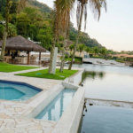 Casa com 5 dormitórios à venda, 900 m² por R$ 15.200.000,00 - Cidade Jardim Tom - Guarujá/SP