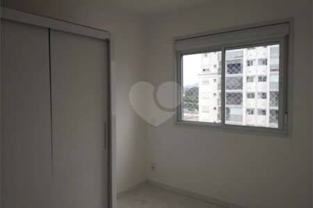 Apartamento para alugar com 2 quartos em Vila Anastácio, São Paulo, SP