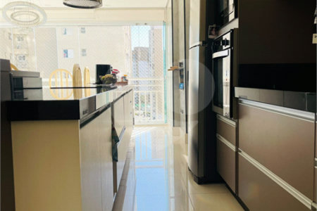Apartamento à venda com 3 quartos, sendo 1 suíte,  em Vila Suissa, Mogi das Cruzes, SP