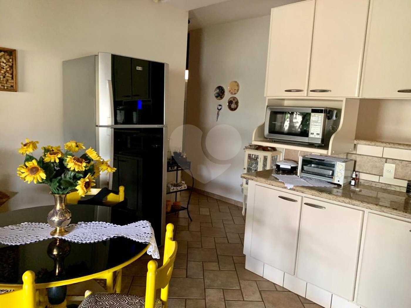 Sobrado à venda com 3 suítes em Vila Velosa, Araraquara, SP