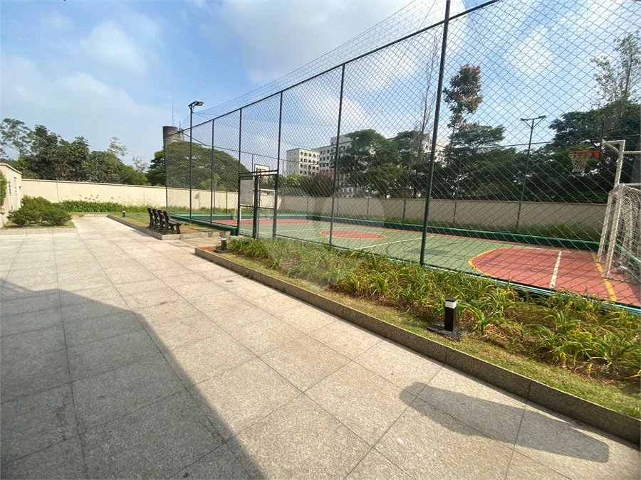 Apartamento à venda com 3 suítes em Jardim Marajoara, São Paulo, SP