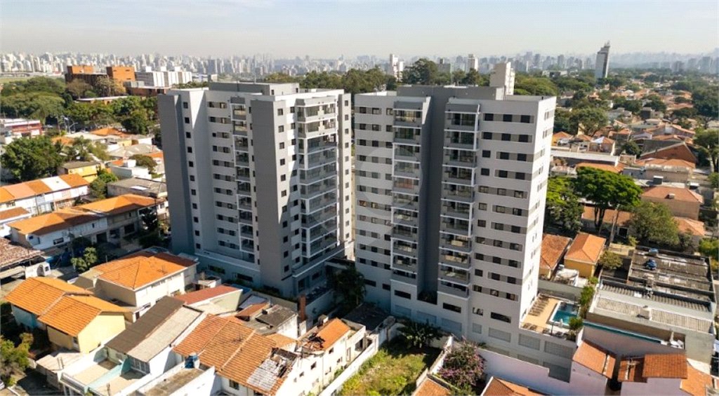 Apartamento à venda com 3 quartos, sendo 1 suíte,  em Planalto Paulista, São Paulo, SP