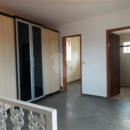 Casa à venda com 3 quartos, sendo 2 suítes, em Vila Helena, Atibaia, SP