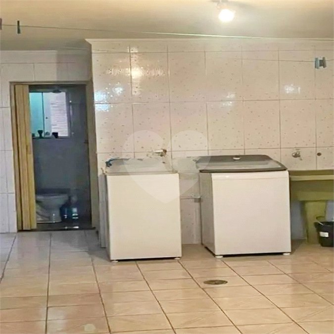 Sobrado à venda com 3 quartos, sendo 1 suíte, em Vila Constança, São Paulo, SP
