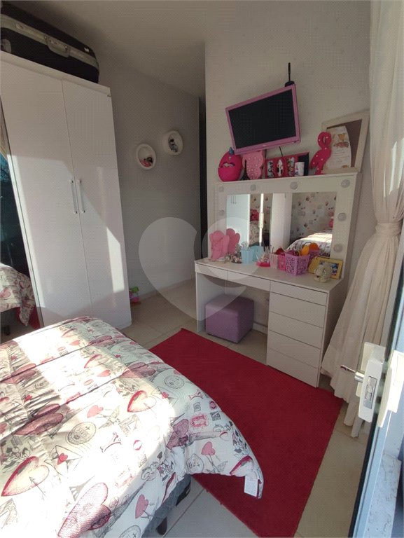 Apartamento à venda com 3 quartos, sendo 2 suítes,  em Jardim Camila, Mogi das Cruzes, SP