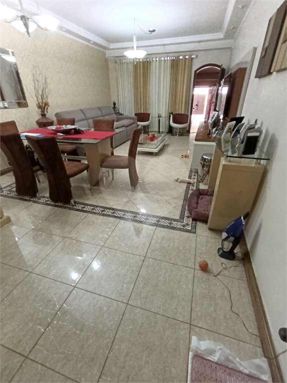 Sobrado à venda com 4 quartos, sendo 1 suíte, em Jaçanã, São Paulo, SP