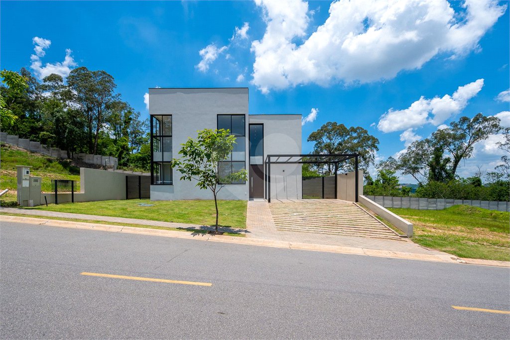 Casa à venda ou para alugar com 4 suítes no condomínio Residencial Arboretum, Vinhedo - SP