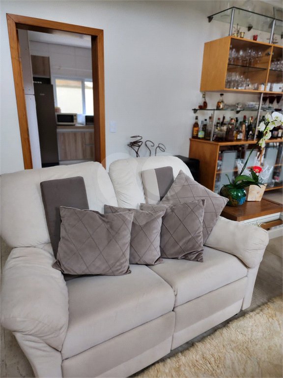 Casa à venda com 4 suítes no condomínio Pedra Grande, Atibaia - SP