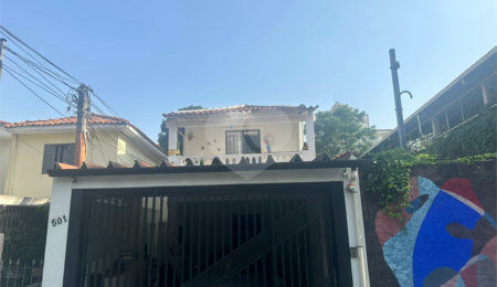 Sobrado à venda com 4 quartos, sendo 2 suítes, em Santana, São Paulo, SP