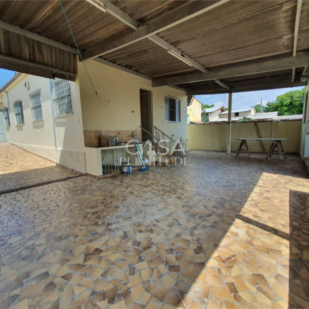 Casa à venda com 3 quartos em Vila Augusta, Sorocaba, SP