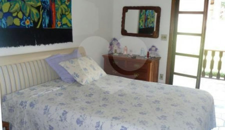 Chácara à venda com 3 quartos, sendo 1 suíte, em Vila Salles, Atibaia, SP