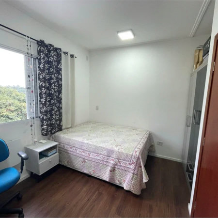 Casa à venda com 2 suítes no condomínio Cotia, Cotia - SP