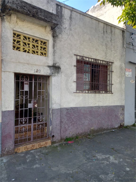 Casa à venda com 2 quartos em Cambuci, São Paulo, SP