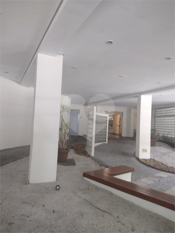 Apartamento à venda com 3 suítes em Vila Suzana, São Paulo, SP