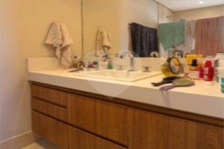 Casa à venda com 3 suítes no condomínio Palma de Mallorca Private Houses, São Paulo - SP