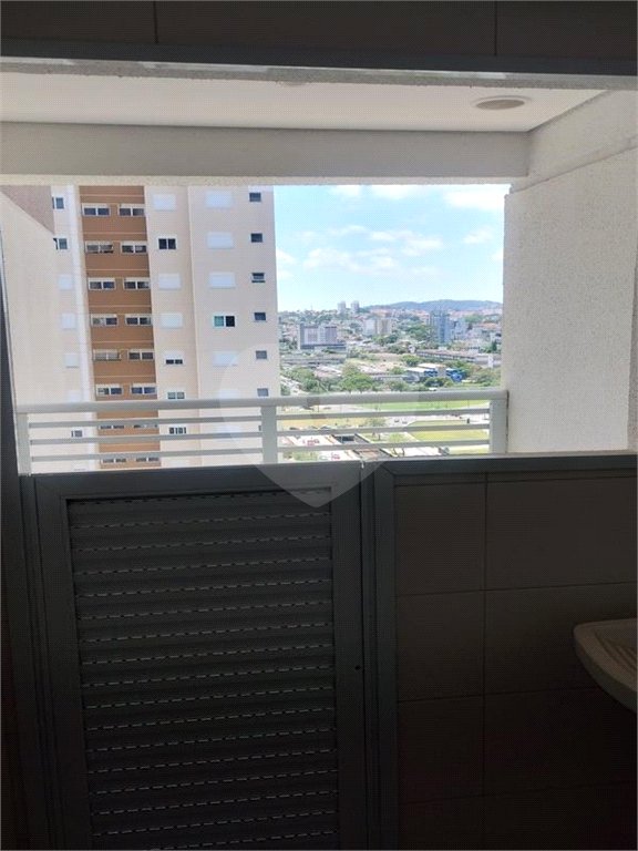 Apartamento à venda com 3 quartos, sendo 1 suíte,  em Loteamento Mogilar, Mogi das Cruzes, SP