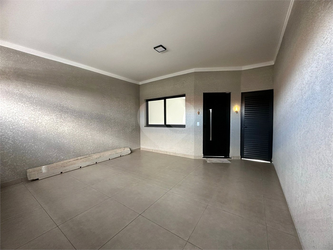 Casa à venda com 3 quartos, sendo 1 suíte, em Vila Carolina, Itapetininga, SP
