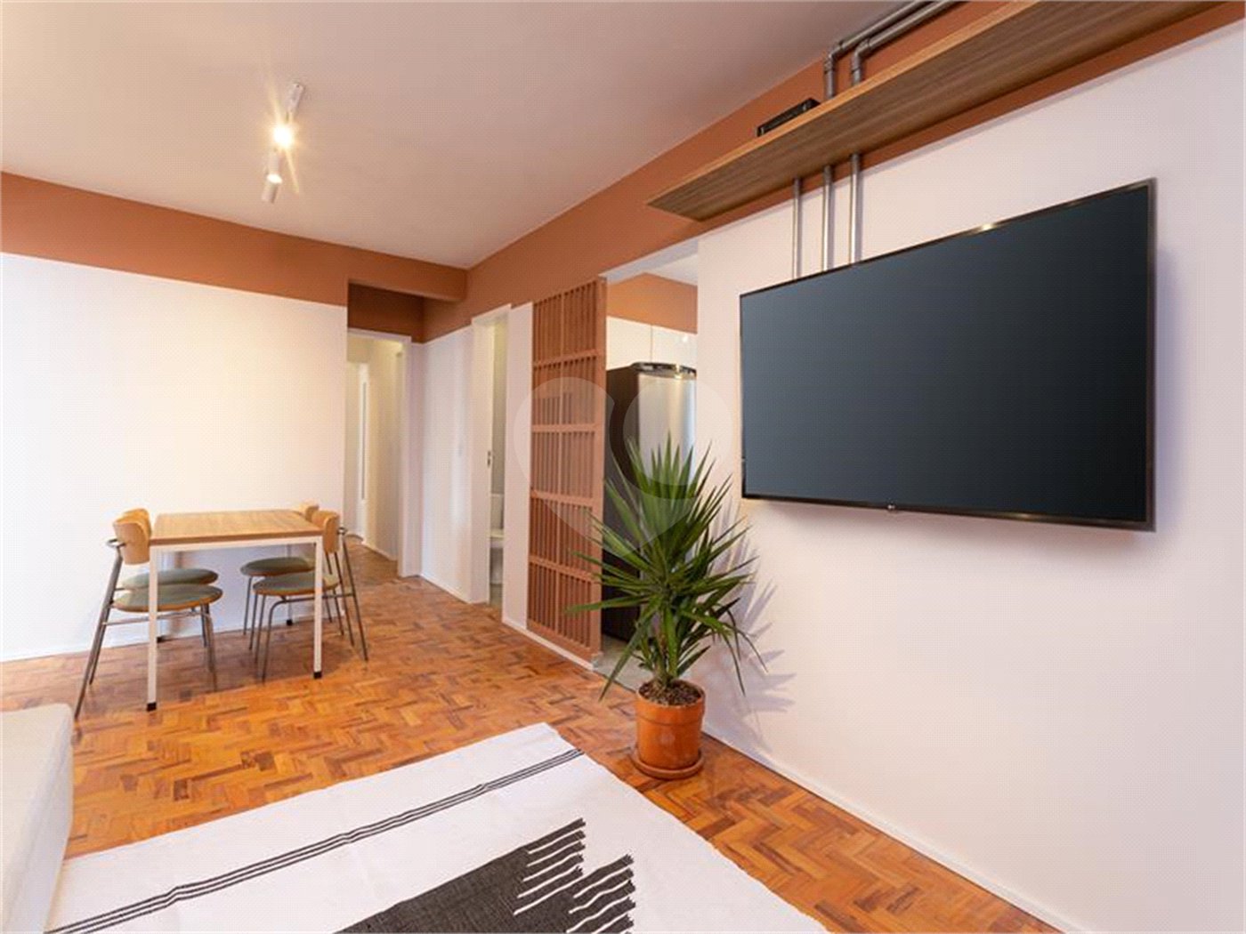 Apartamento à venda com 4 quartos, sendo 2 suítes, em Pinheiros, São Paulo, SP
