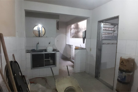 Casa à venda com 3 quartos em Campo Grande, Rio de Janeiro, RJ