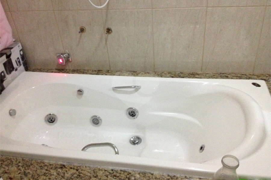 Sobrado à venda com 3 quartos, sendo 1 suíte, em Jardim Santa Clara, Guarulhos, SP