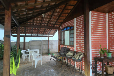 Casa à venda com 2 quartos, sendo 1 suíte, em Ressaca, Atibaia, SP