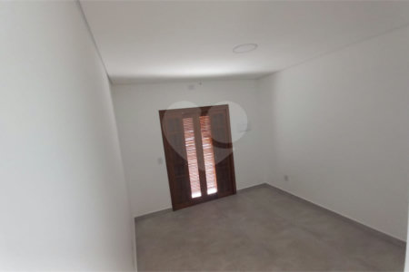 Casa para alugar com 3 quartos, sendo 1 suíte,  em Paraíso do Morumbi, São Paulo, SP