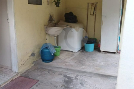 Casa à venda com 4 quartos em Estação, São Roque, SP