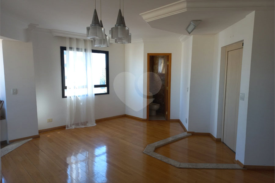 Apartamento à venda com 3 quartos, sendo 2 suítes, em Santana, São Paulo, SP