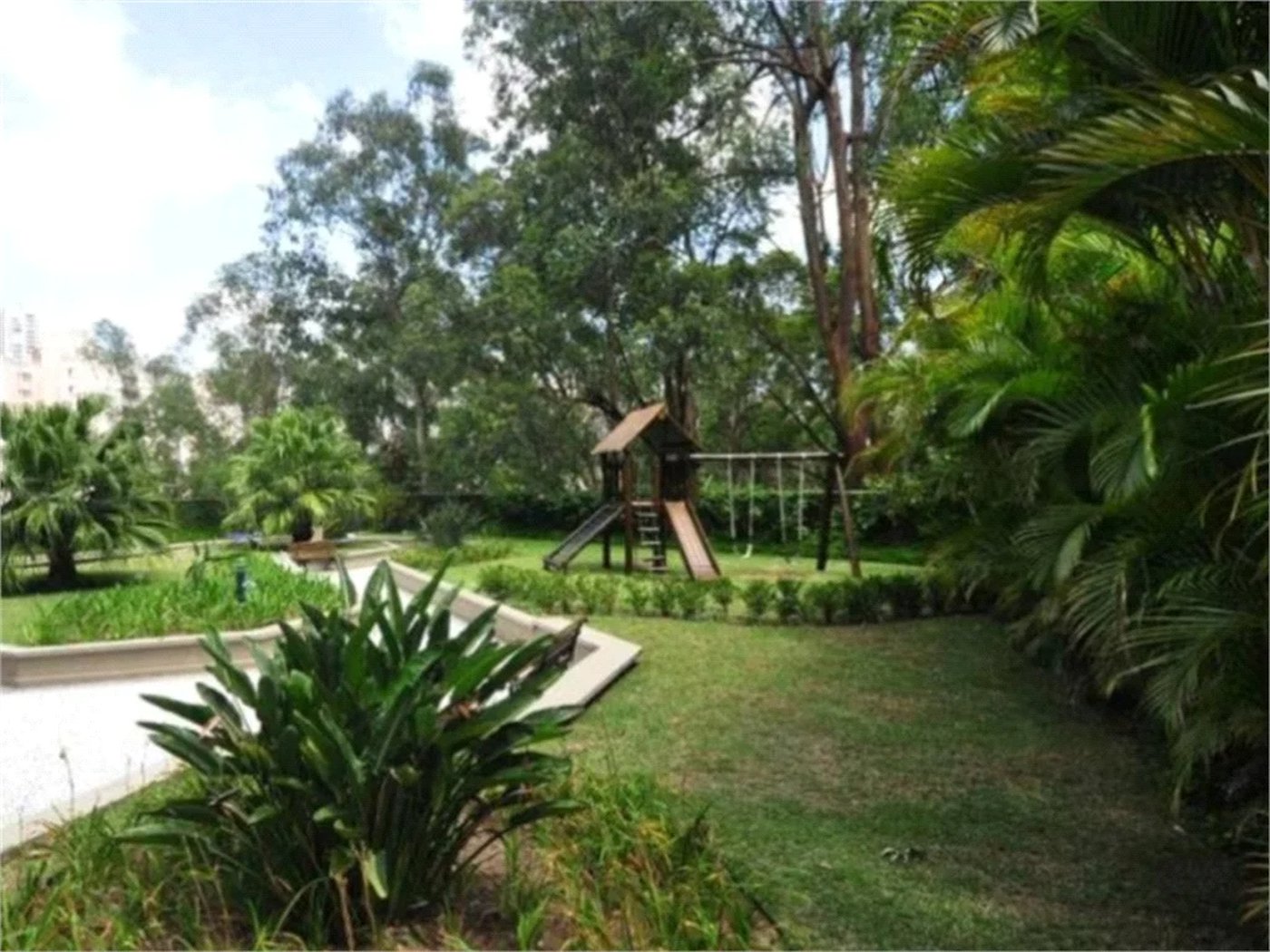Apartamento à venda com 3 quartos, sendo 1 suíte, em Paraíso do Morumbi, São Paulo, SP