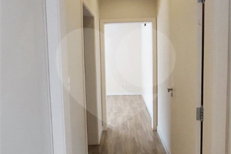 Casa à venda com 3 suítes no condomínio Figueira Garden, Atibaia - SP