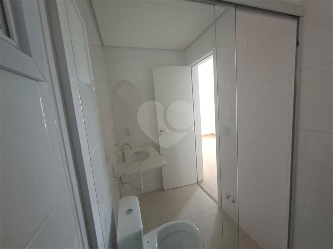 Apartamento à venda ou para alugar com 3 quartos, sendo 1 suíte, em Vila Macia, Itapetininga, SP