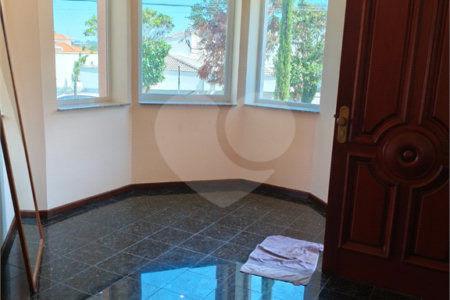 Casa à venda ou para alugar com 3 suítes no condomínio Estância Marambaia, Vinhedo - SP