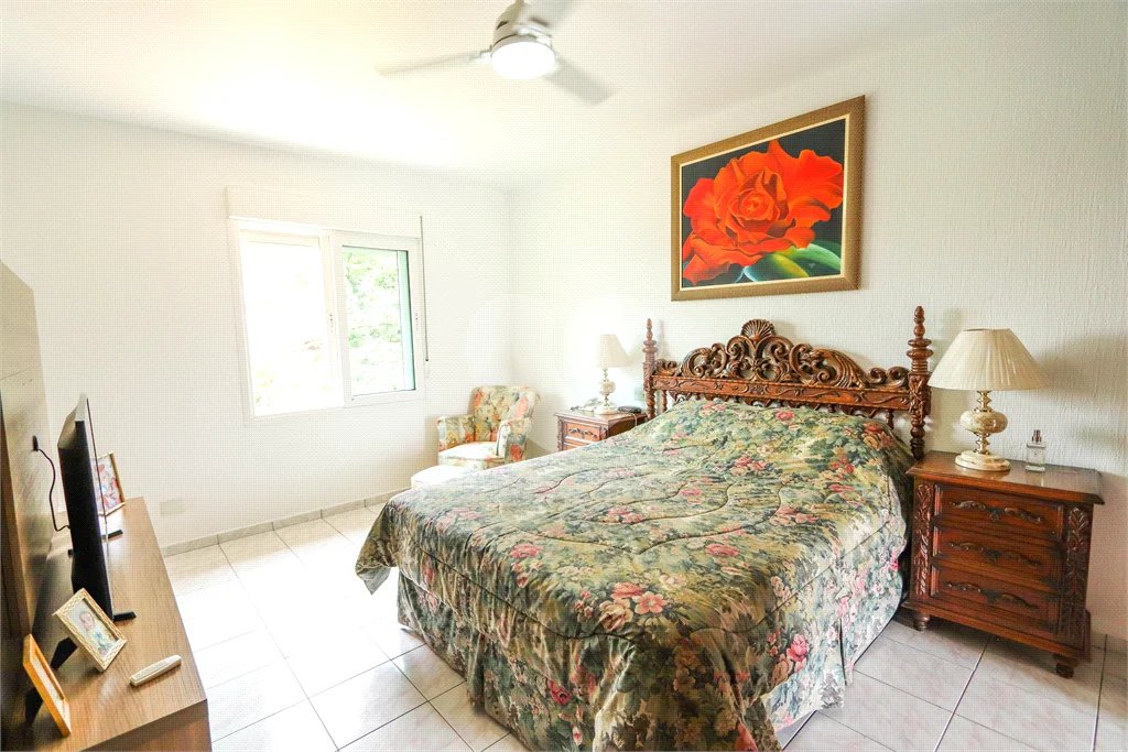 Casa à venda com 4 quartos, sendo 1 suíte, em Jardim Franca, São Paulo, SP