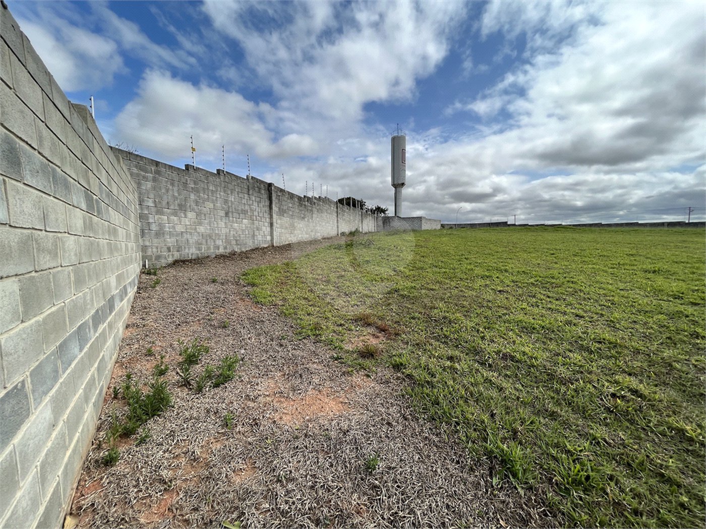 Terreno à venda no condomínio Up Residencial, Votorantim - SP
