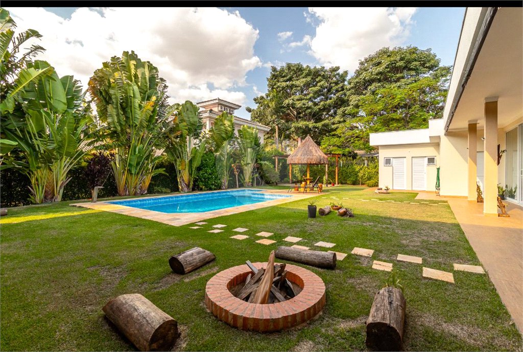 Casa à venda com 3 quartos, sendo 1 suíte,  no condomínio Vale do Lago, Sorocaba - SP