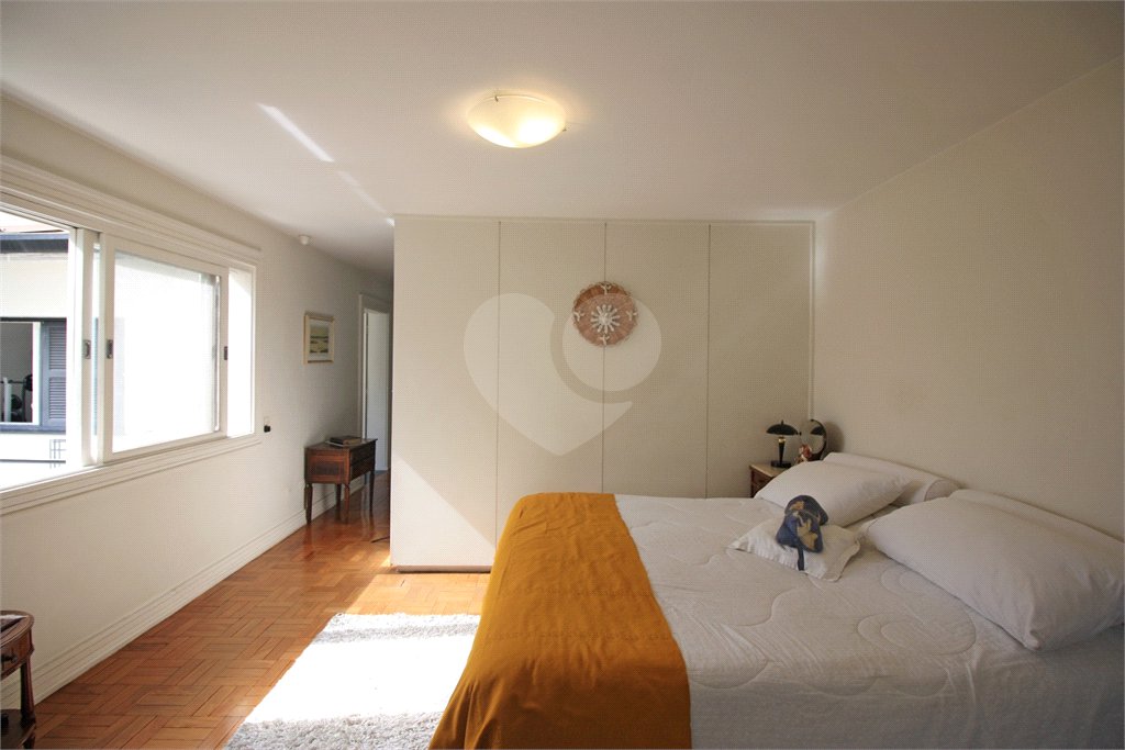 Sobrado à venda com 3 quartos, sendo 1 suíte, em Butantã, São Paulo, SP