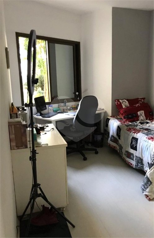 Apartamento à venda com 4 quartos, sendo 2 suítes, em Vila Olímpia, São Paulo, SP