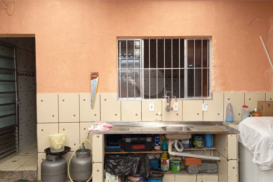 Casa Térrea à venda com 1 suíte em Artur Alvim, São Paulo, SP
