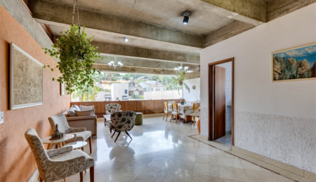 Sobrado à venda com 4 quartos, sendo 1 suíte,  em Alto da Boa Vista, São Paulo, SP