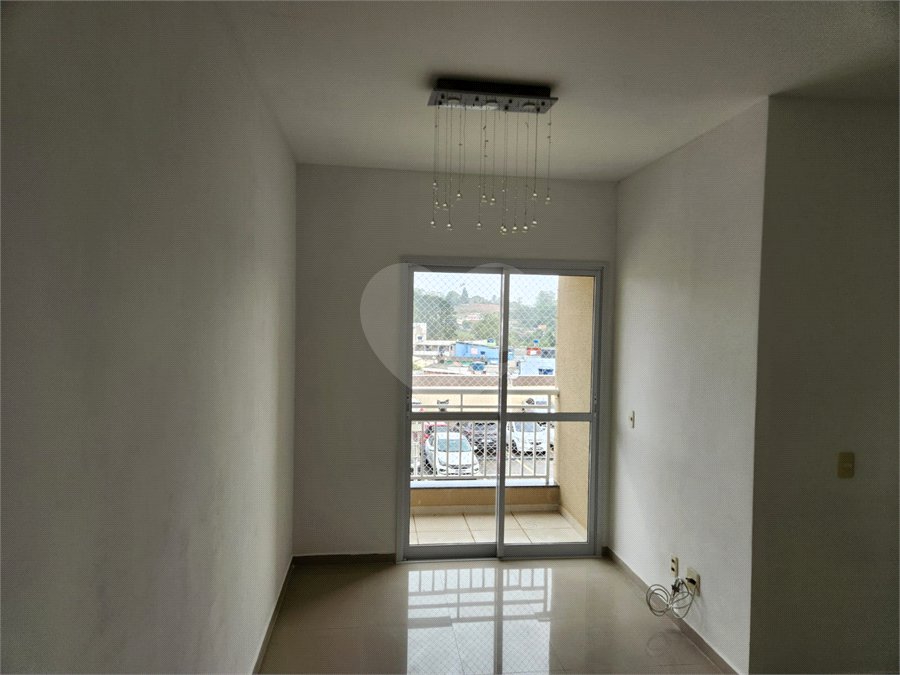 Apartamento para alugar com 2 quartos, sendo 1 suíte, em Villa DI Cesar, Mogi das Cruzes, SP