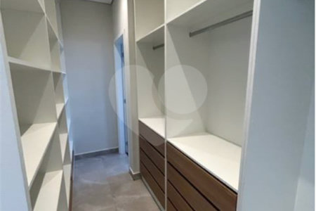 Casa à venda com 3 quartos, sendo 1 suíte, no condomínio Residencial Lagos D Icarai, Salto - SP