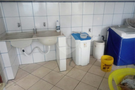 Casa à venda com 6 quartos, sendo 2 suítes,  em Jardim dos Pinheiros, Atibaia, SP