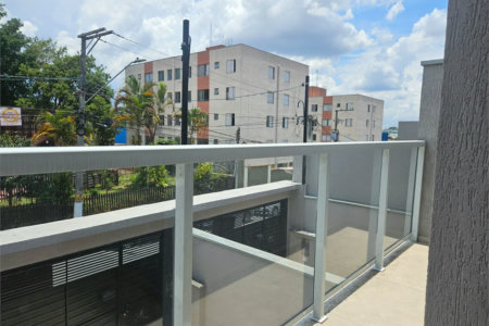 Casa à venda com 2 suítes em Jardim Pinheiros, São Paulo, SP