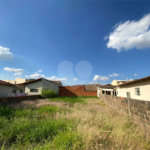 Terreno a venda no bairro Jardim Beatriz