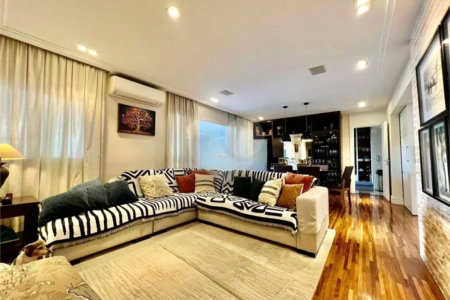 Apartamento mobiliado com 175m2
